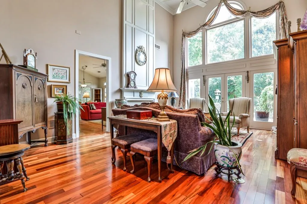 335 Craighead Drive, Sandy Springs, Georgia 30319, 4 Bedrooms Bedrooms, ,3 BathroomsBathrooms,Residential,Sold,335 Craighead Drive,6925272