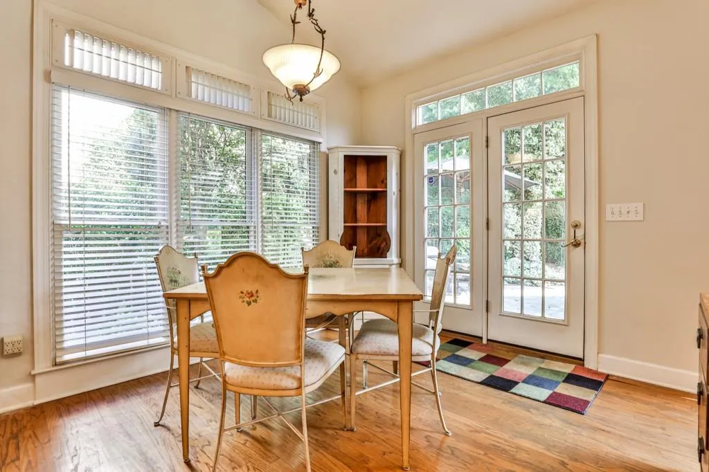 335 Craighead Drive, Sandy Springs, Georgia 30319, 4 Bedrooms Bedrooms, ,3 BathroomsBathrooms,Residential,Sold,335 Craighead Drive,6925272