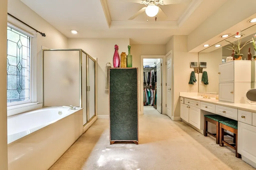 335 Craighead Drive, Sandy Springs, Georgia 30319, 4 Bedrooms Bedrooms, ,3 BathroomsBathrooms,Residential,Sold,335 Craighead Drive,6925272