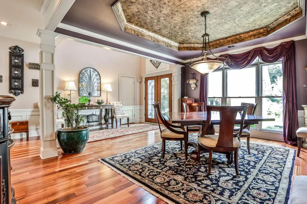 335 Craighead Drive, Sandy Springs, Georgia 30319, 4 Bedrooms Bedrooms, ,3 BathroomsBathrooms,Residential,Sold,335 Craighead Drive,6925272