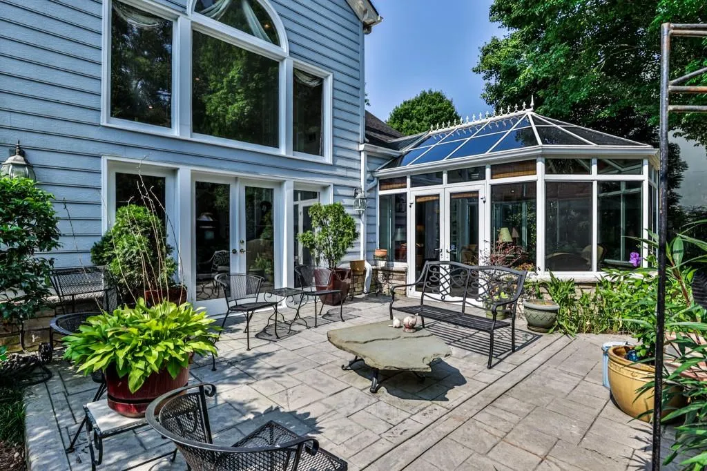 335 Craighead Drive, Sandy Springs, Georgia 30319, 4 Bedrooms Bedrooms, ,3 BathroomsBathrooms,Residential,Sold,335 Craighead Drive,6925272