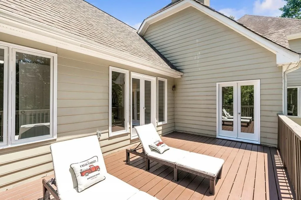 480 Stone Mill Trail, Sandy Springs, Georgia 30328, 5 Bedrooms Bedrooms, ,4 BathroomsBathrooms,Residential,Sold,480 Stone Mill Trail,7073503