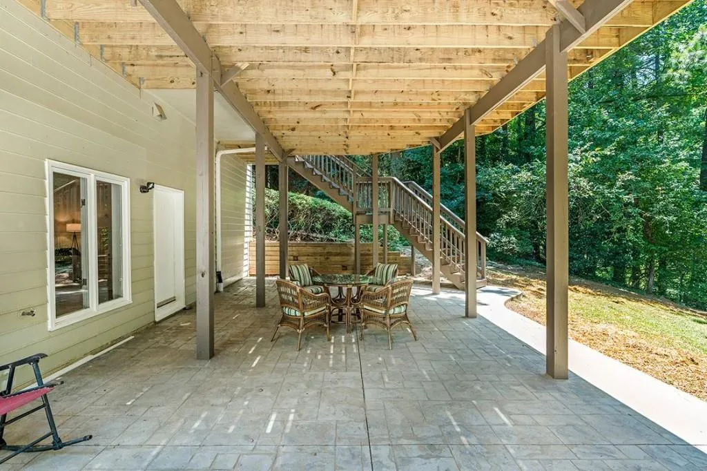480 Stone Mill Trail, Sandy Springs, Georgia 30328, 5 Bedrooms Bedrooms, ,4 BathroomsBathrooms,Residential,Sold,480 Stone Mill Trail,7073503