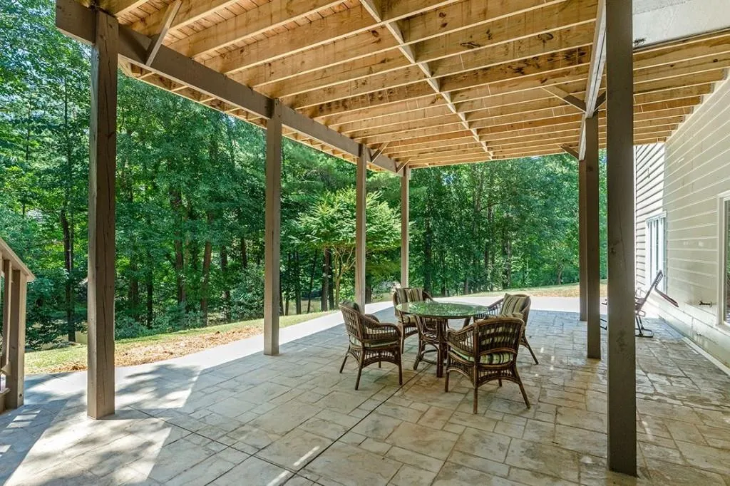 480 Stone Mill Trail, Sandy Springs, Georgia 30328, 5 Bedrooms Bedrooms, ,4 BathroomsBathrooms,Residential,Sold,480 Stone Mill Trail,7073503