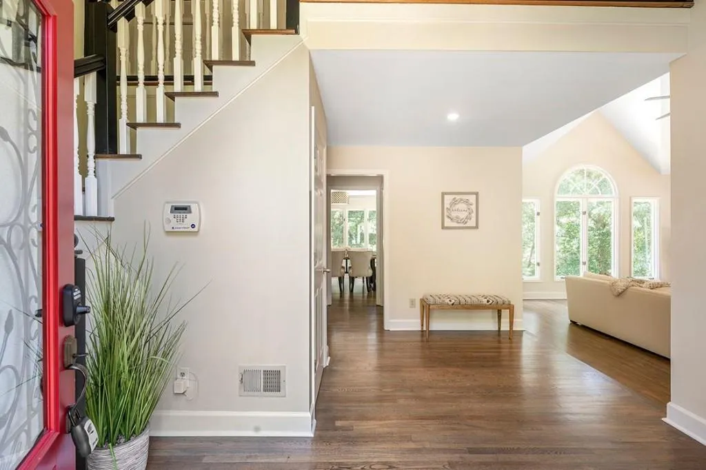 480 Stone Mill Trail, Sandy Springs, Georgia 30328, 5 Bedrooms Bedrooms, ,4 BathroomsBathrooms,Residential,Sold,480 Stone Mill Trail,7073503