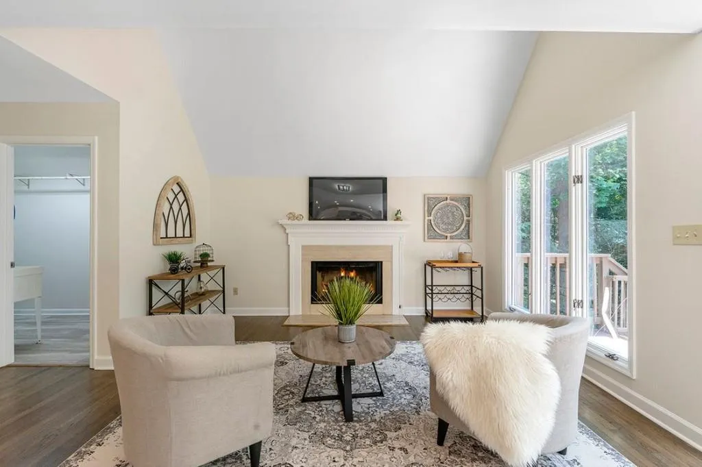 480 Stone Mill Trail, Sandy Springs, Georgia 30328, 5 Bedrooms Bedrooms, ,4 BathroomsBathrooms,Residential,Sold,480 Stone Mill Trail,7073503
