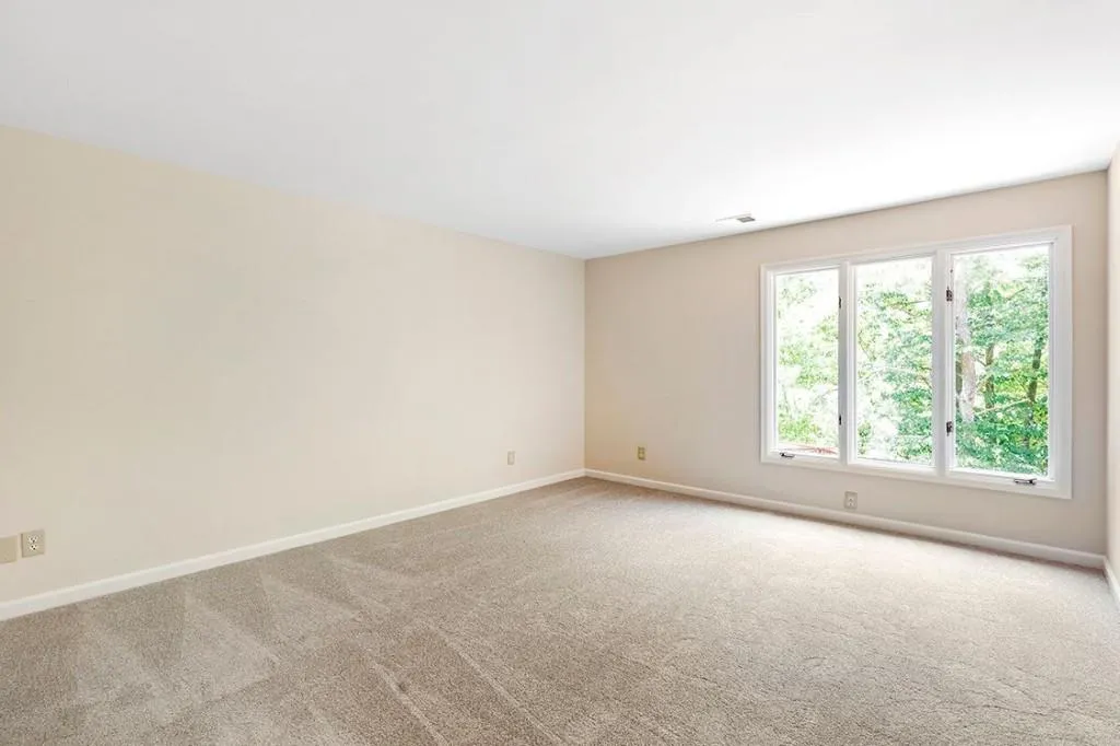 480 Stone Mill Trail, Sandy Springs, Georgia 30328, 5 Bedrooms Bedrooms, ,4 BathroomsBathrooms,Residential,Sold,480 Stone Mill Trail,7073503