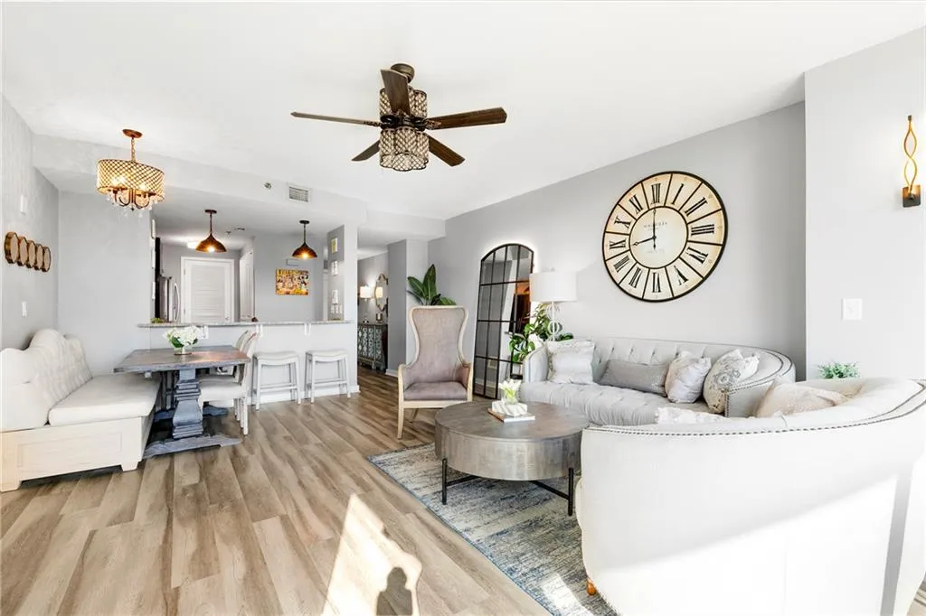 3338 Peachtree Road Ne Unit 1507, Atlanta, Georgia 30326, 2 Bedrooms Bedrooms, ,2 BathroomsBathrooms,Residential,For Sale,3338 Peachtree Road Ne Unit 1507,7622313