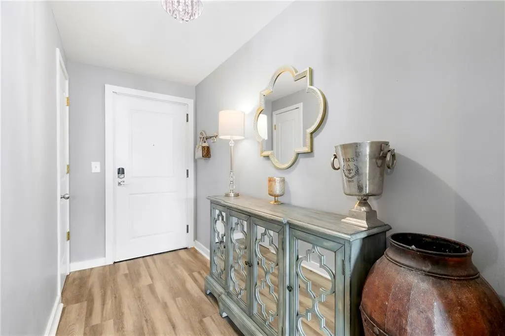 3338 Peachtree Road Ne Unit 1507, Atlanta, Georgia 30326, 2 Bedrooms Bedrooms, ,2 BathroomsBathrooms,Residential,For Sale,3338 Peachtree Road Ne Unit 1507,7622313