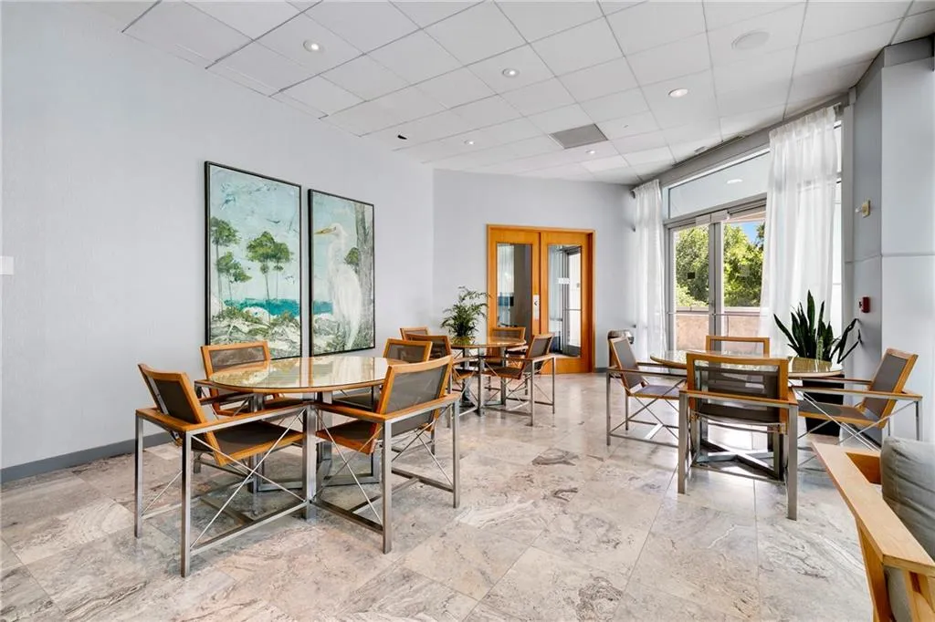 Pool area dining