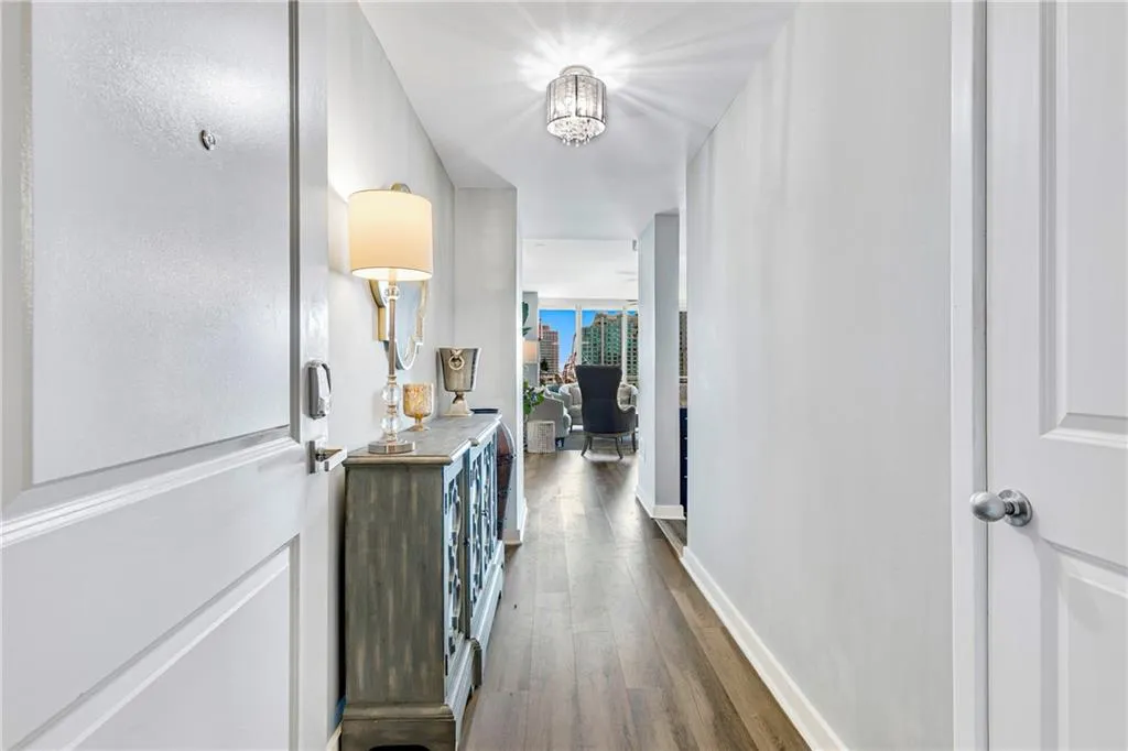 3338 Peachtree Road Ne Unit 1507, Atlanta, Georgia 30326, 2 Bedrooms Bedrooms, ,2 BathroomsBathrooms,Residential,For Sale,3338 Peachtree Road Ne Unit 1507,7622313