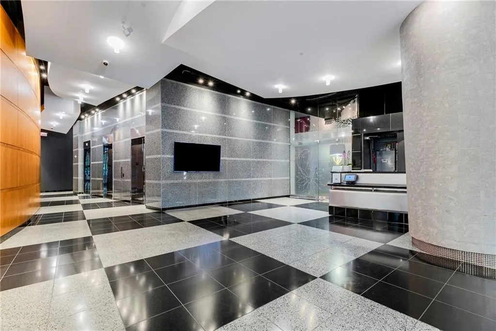 3338 Peachtree Road Ne Unit 1507, Atlanta, Georgia 30326, 2 Bedrooms Bedrooms, ,2 BathroomsBathrooms,Residential,For Sale,3338 Peachtree Road Ne Unit 1507,7622313