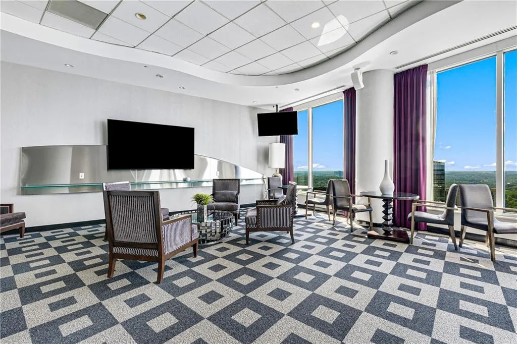 Roof top Bar/lounge