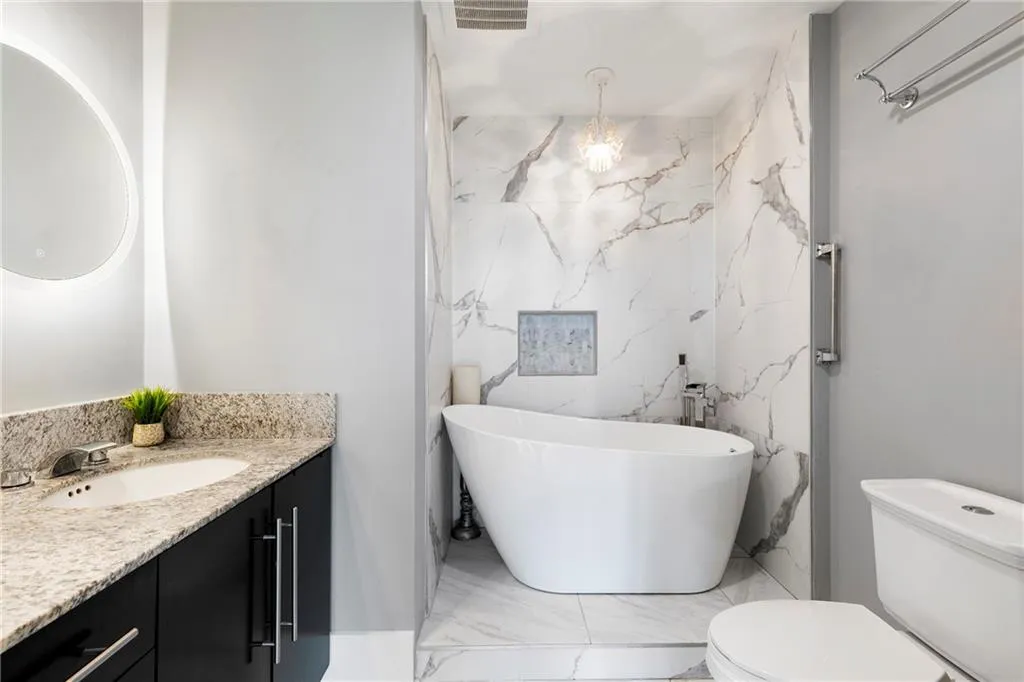 3338 Peachtree Road Ne Unit 1507, Atlanta, Georgia 30326, 2 Bedrooms Bedrooms, ,2 BathroomsBathrooms,Residential,For Sale,3338 Peachtree Road Ne Unit 1507,7622313