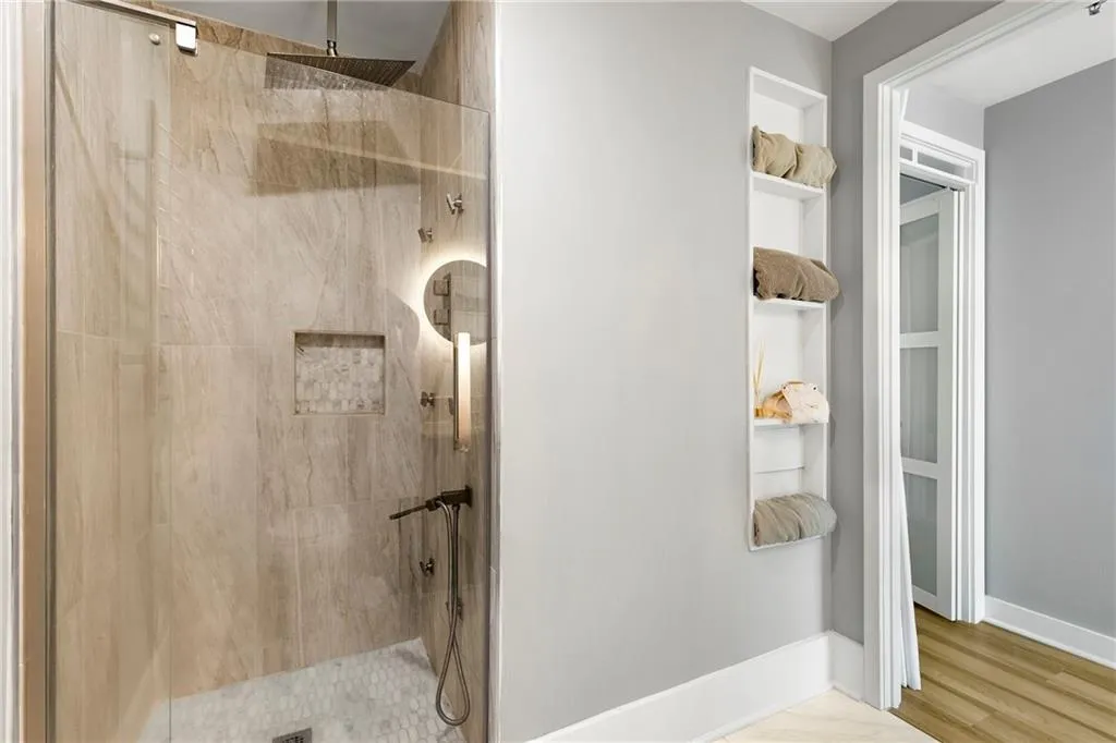 3338 Peachtree Road Ne Unit 1507, Atlanta, Georgia 30326, 2 Bedrooms Bedrooms, ,2 BathroomsBathrooms,Residential,For Sale,3338 Peachtree Road Ne Unit 1507,7622313