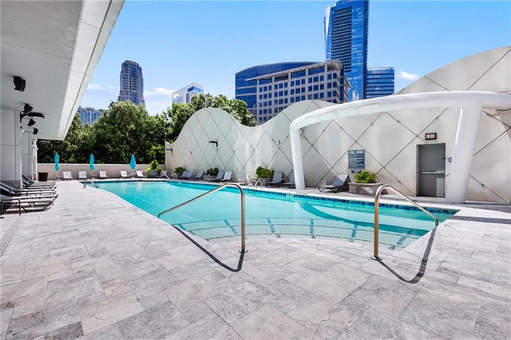 3338 Peachtree Road Ne Unit 1507, Atlanta, Georgia 30326, 2 Bedrooms Bedrooms, ,2 BathroomsBathrooms,Residential,For Sale,3338 Peachtree Road Ne Unit 1507,7622313