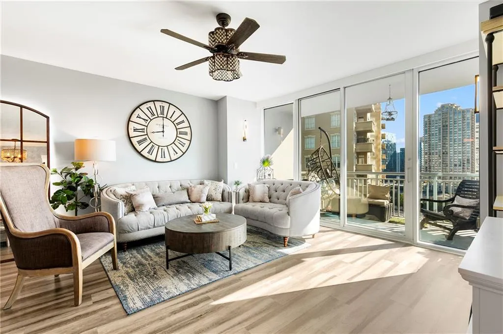 3338 Peachtree Road Ne Unit 1507, Atlanta, Georgia 30326, 2 Bedrooms Bedrooms, ,2 BathroomsBathrooms,Residential,For Sale,3338 Peachtree Road Ne Unit 1507,7622313