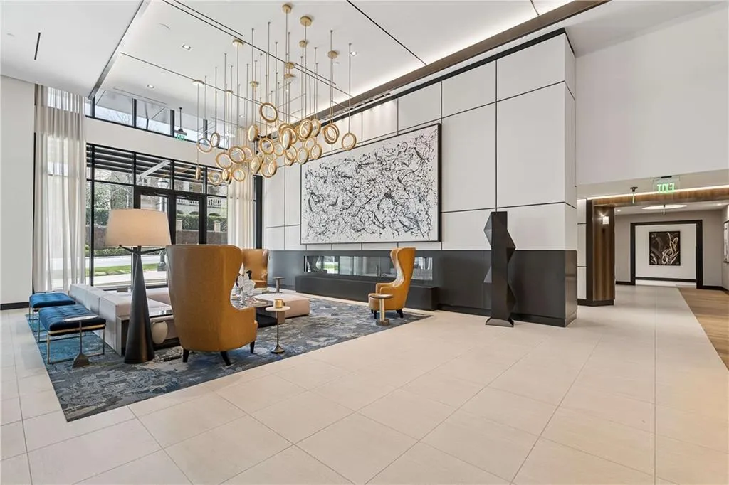 2425 Peachtree Road Ne Unit 901, Atlanta, Georgia 30305, 3 Bedrooms Bedrooms, 0 ,3 BathroomsBathrooms,Residential,For Sale,2425 Peachtree Road Ne Unit 901,7741931