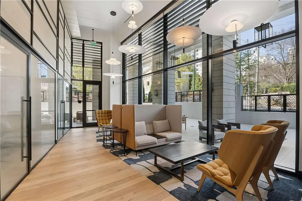 2425 Peachtree Road Ne Unit 901, Atlanta, Georgia 30305, 3 Bedrooms Bedrooms, 0 ,3 BathroomsBathrooms,Residential,For Sale,2425 Peachtree Road Ne Unit 901,7741931