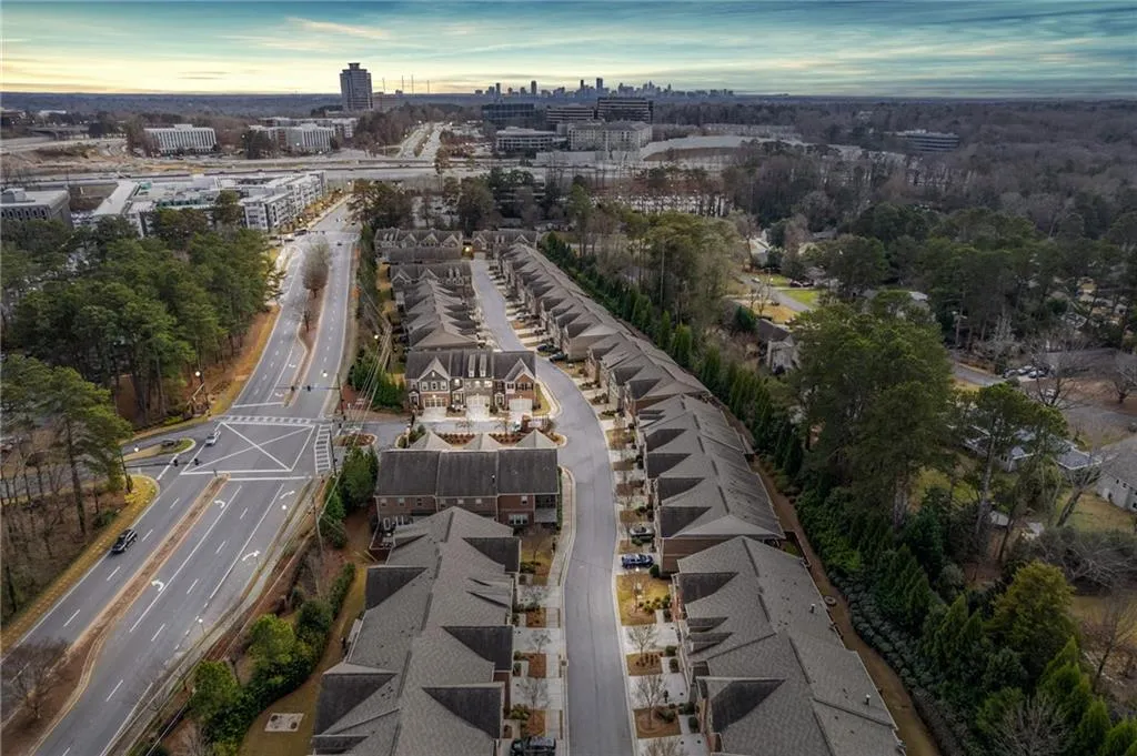 152 Barkley Lane, Sandy Springs, Georgia 30328, 3 Bedrooms Bedrooms, ,2 BathroomsBathrooms,Residential,Sold,152 Barkley Lane,6990518