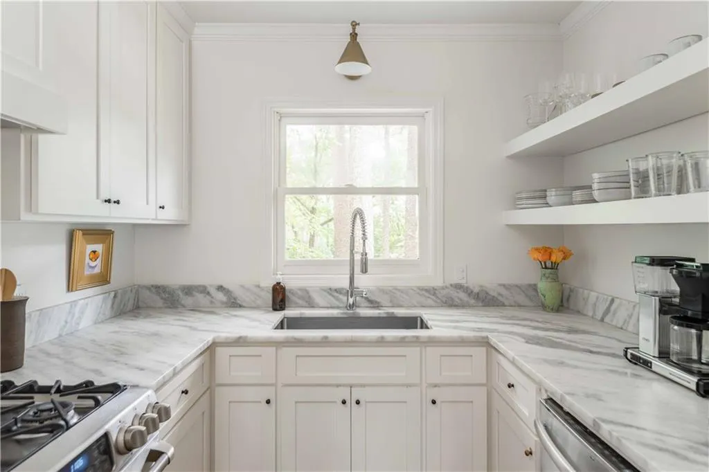 982 Cardova Drive Ne, Atlanta, Georgia 30324, 2 Bedrooms Bedrooms, ,1 BathroomBathrooms,Residential,For Sale,982 Cardova Drive Ne,7662793