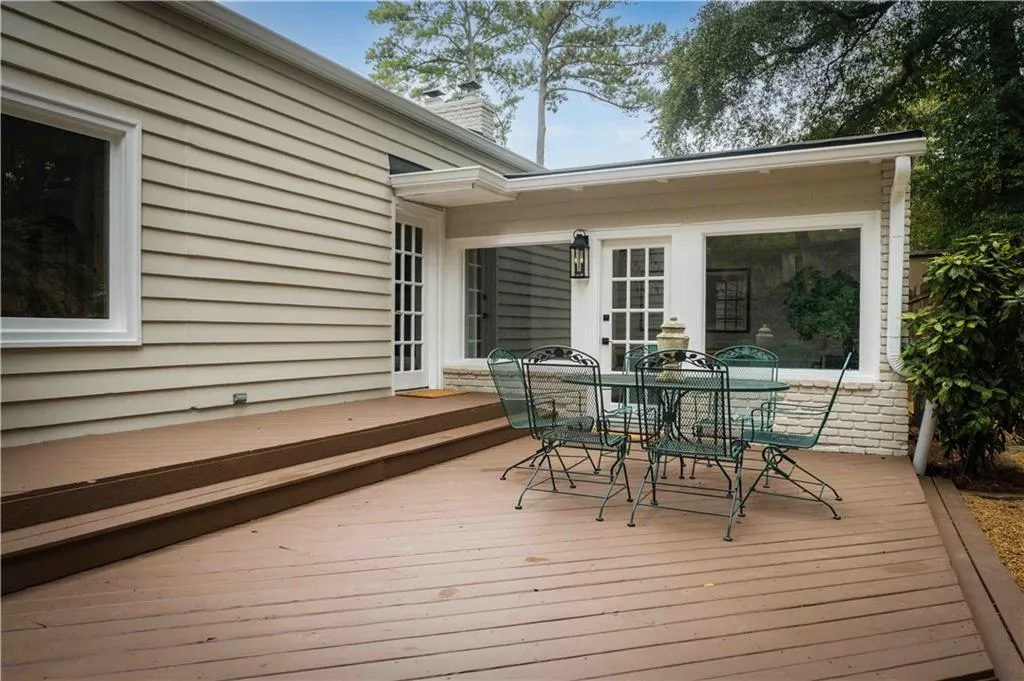 982 Cardova Drive Ne, Atlanta, Georgia 30324, 2 Bedrooms Bedrooms, ,1 BathroomBathrooms,Residential,For Sale,982 Cardova Drive Ne,7662793