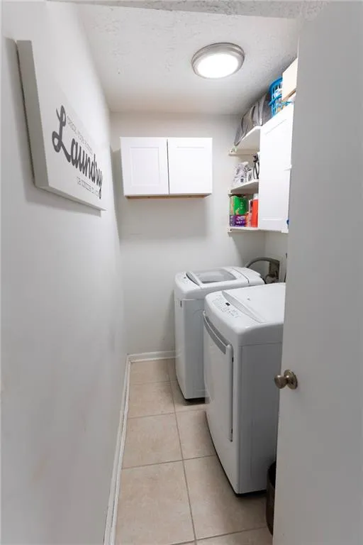 8740 Roswell Road Unit 10a, Atlanta, Georgia 30350, 3 Bedrooms Bedrooms, ,2 BathroomsBathrooms,Residential,For Sale,8740 Roswell Road Unit 10a,7689468