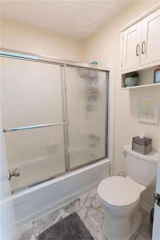 8740 Roswell Road Unit 10a, Atlanta, Georgia 30350, 3 Bedrooms Bedrooms, ,2 BathroomsBathrooms,Residential,For Sale,8740 Roswell Road Unit 10a,7689468