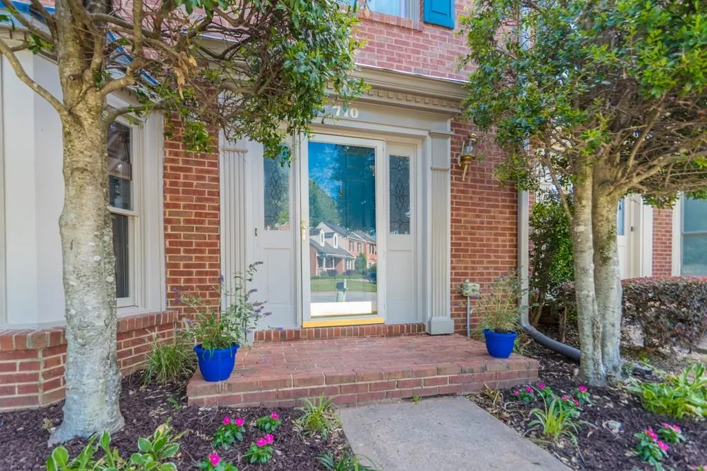 710 Towergate Place Unit 710, Sandy Springs, Georgia 30350, 3 Bedrooms Bedrooms, ,2 BathroomsBathrooms,Residential,Sold,710 Towergate Place Unit 710,5706349