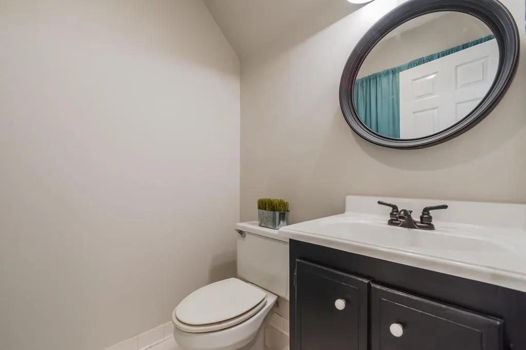 710 Towergate Place Unit 710, Sandy Springs, Georgia 30350, 3 Bedrooms Bedrooms, ,2 BathroomsBathrooms,Residential,Sold,710 Towergate Place Unit 710,5706349