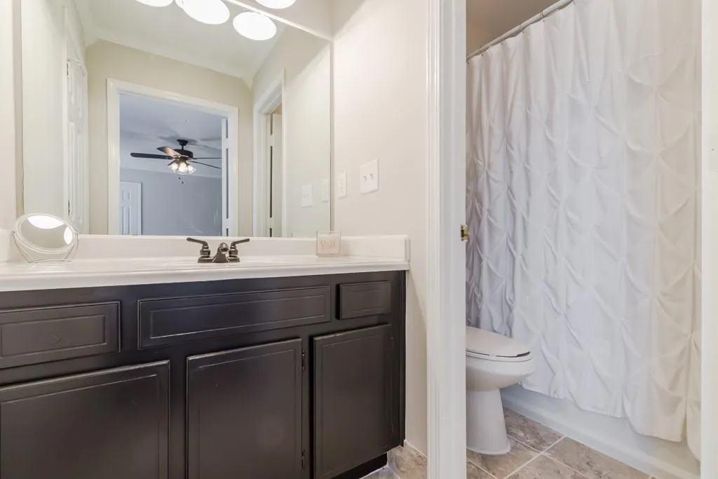 710 Towergate Place Unit 710, Sandy Springs, Georgia 30350, 3 Bedrooms Bedrooms, ,2 BathroomsBathrooms,Residential,Sold,710 Towergate Place Unit 710,5706349