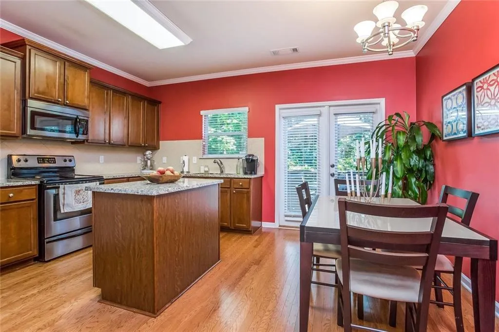 1649 Liberty Parkway Nw, Atlanta, Georgia 30318, 3 Bedrooms Bedrooms, ,3 BathroomsBathrooms,Residential,Sold,1649 Liberty Parkway Nw,5913285