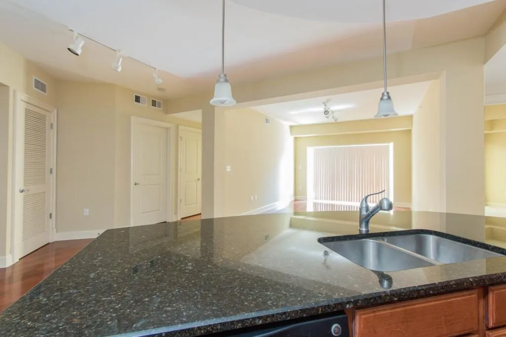 200 River Vista Drive Unit 436, Atlanta, Georgia 30339, 2 Bedrooms Bedrooms, ,2 BathroomsBathrooms,Residential,Sold,200 River Vista Drive Unit 436,5974165