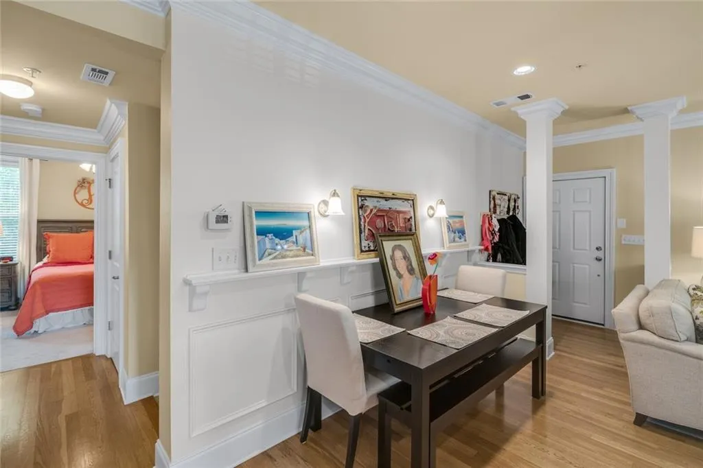 199 Le Gran Court Unit 39, Sandy Springs, Georgia 30328, 2 Bedrooms Bedrooms, ,2 BathroomsBathrooms,Residential,Sold,199 Le Gran Court Unit 39,7104851
