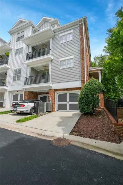 199 Le Gran Court Unit 39, Sandy Springs, Georgia 30328, 2 Bedrooms Bedrooms, ,2 BathroomsBathrooms,Residential,Sold,199 Le Gran Court Unit 39,7104851