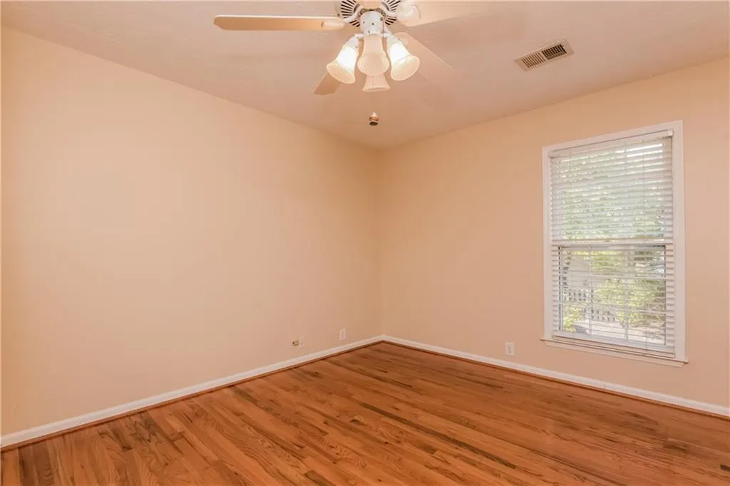 901 Dunwoody Chace Unit 901, Sandy Springs, Georgia 30328, 3 Bedrooms Bedrooms, ,2 BathroomsBathrooms,Residential,Sold,901 Dunwoody Chace Unit 901,5756879