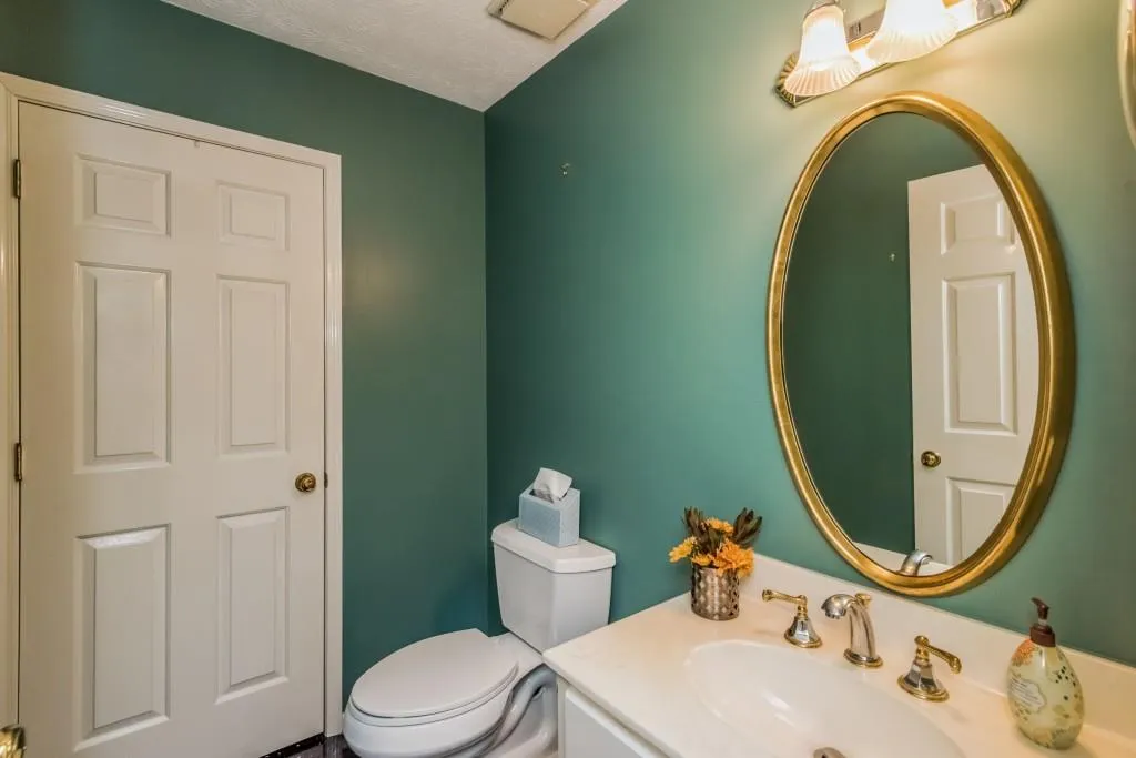 901 Dunwoody Chace Unit 901, Sandy Springs, Georgia 30328, 3 Bedrooms Bedrooms, ,2 BathroomsBathrooms,Residential,Sold,901 Dunwoody Chace Unit 901,5756879