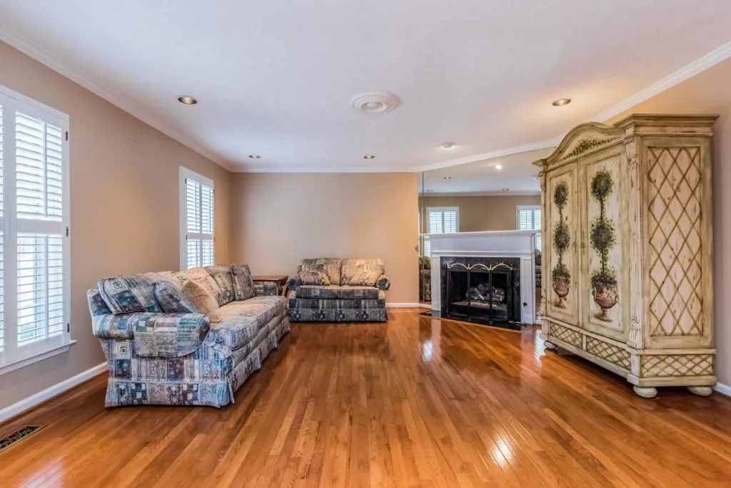 901 Dunwoody Chace Unit 901, Sandy Springs, Georgia 30328, 3 Bedrooms Bedrooms, ,2 BathroomsBathrooms,Residential,Sold,901 Dunwoody Chace Unit 901,5756879