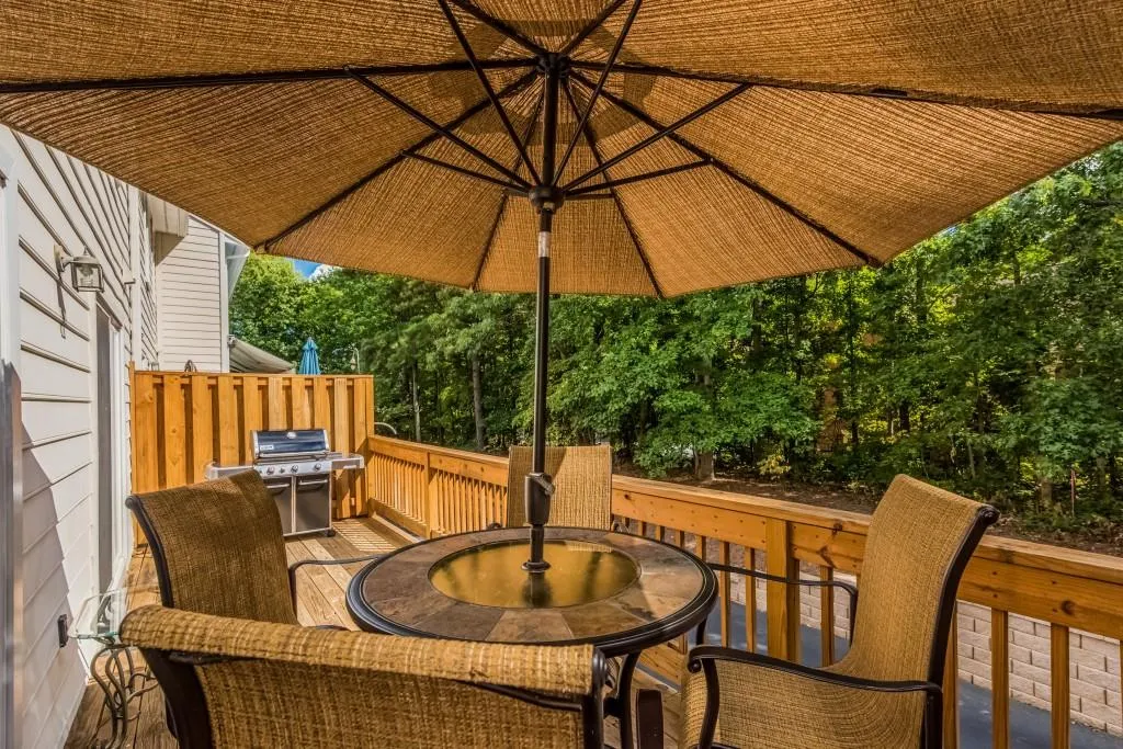 901 Dunwoody Chace Unit 901, Sandy Springs, Georgia 30328, 3 Bedrooms Bedrooms, ,2 BathroomsBathrooms,Residential,Sold,901 Dunwoody Chace Unit 901,5756879