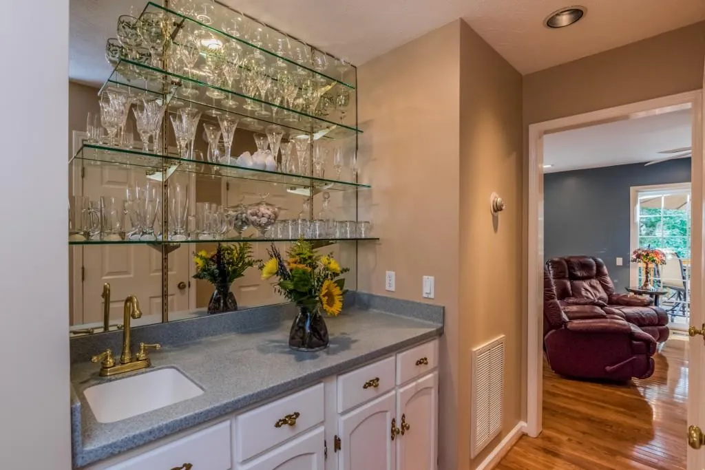 901 Dunwoody Chace Unit 901, Sandy Springs, Georgia 30328, 3 Bedrooms Bedrooms, ,2 BathroomsBathrooms,Residential,Sold,901 Dunwoody Chace Unit 901,5756879