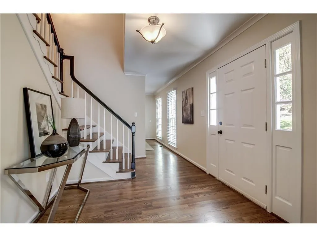 4372 Glengary Drive Ne, Atlanta, Georgia 30342, 4 Bedrooms Bedrooms, ,3 BathroomsBathrooms,Residential,Sold,4372 Glengary Drive Ne,5797875