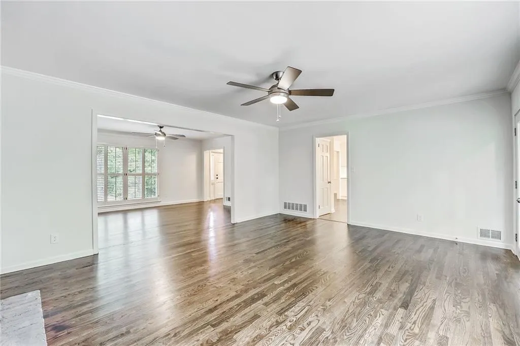 6615 Williamson Drive, Sandy Springs, Georgia 30328, 4 Bedrooms Bedrooms, ,2 BathroomsBathrooms,Residential,Sold,6615 Williamson Drive,6056738