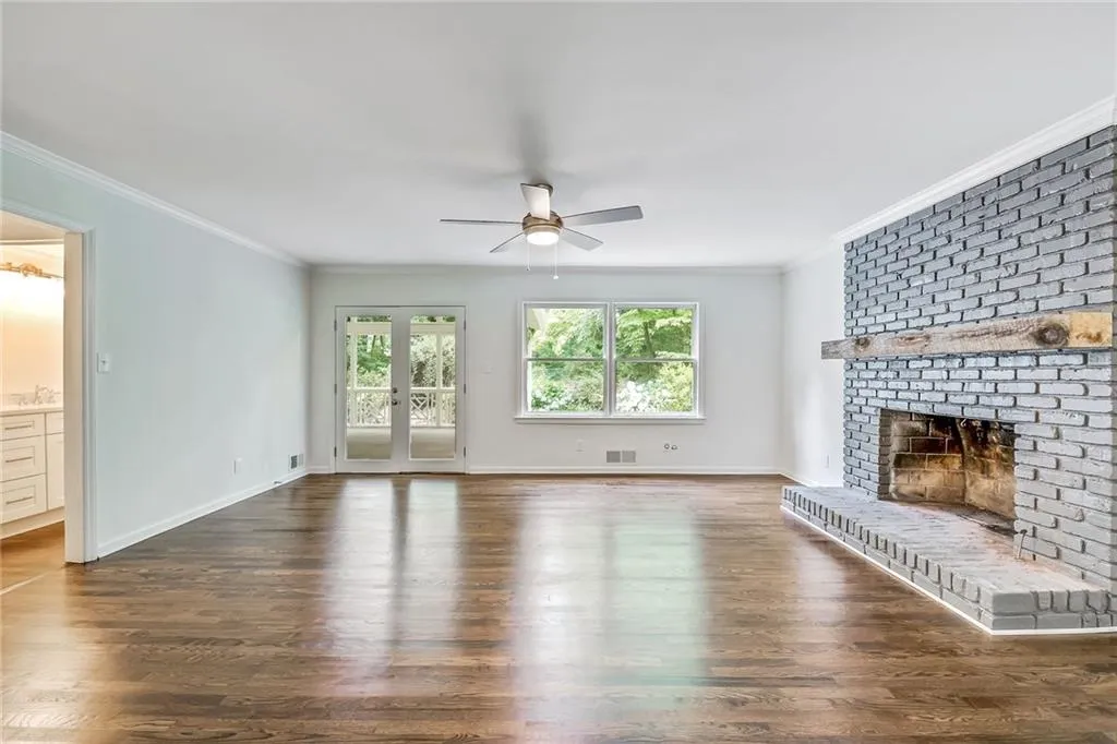 6615 Williamson Drive, Sandy Springs, Georgia 30328, 4 Bedrooms Bedrooms, ,2 BathroomsBathrooms,Residential,Sold,6615 Williamson Drive,6056738