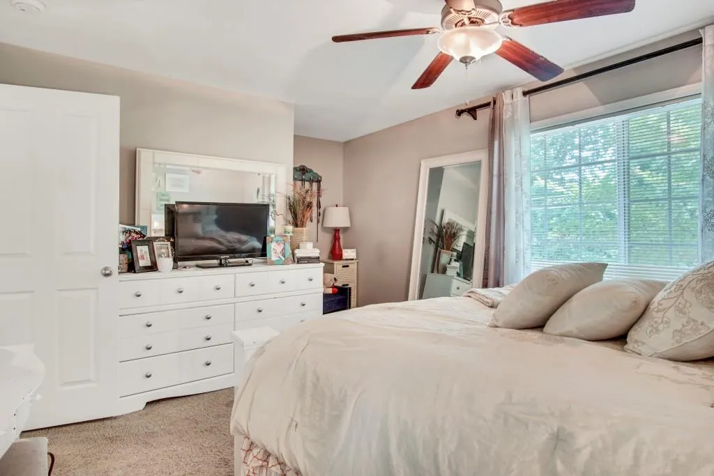 6940 Roswell Road Unit 12e, Atlanta, Georgia 30328, 2 Bedrooms Bedrooms, ,1 BathroomBathrooms,Residential,Sold,6940 Roswell Road Unit 12e,6565279