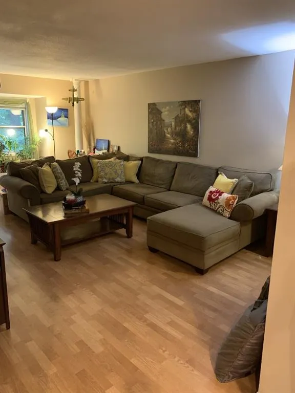 6851 Roswell Road Unit Q19, Atlanta, Georgia 30328, 2 Bedrooms Bedrooms, ,2 BathroomsBathrooms,Residential,Sold,6851 Roswell Road Unit Q19,6566108