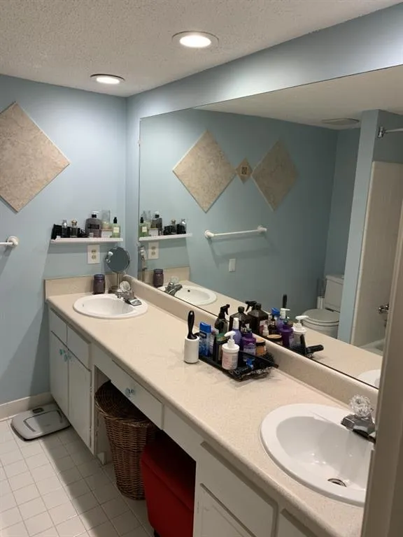 6851 Roswell Road Unit Q19, Atlanta, Georgia 30328, 2 Bedrooms Bedrooms, ,2 BathroomsBathrooms,Residential,Sold,6851 Roswell Road Unit Q19,6566108