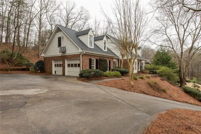 430 Cameron Valley Court, Atlanta, Georgia 30328, 5 Bedrooms Bedrooms, ,5 BathroomsBathrooms,Residential,Sold,430 Cameron Valley Court,6776621