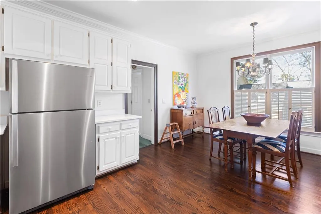 7155 Roswell Road Unit 16, Sandy Springs, Georgia 30328, 2 Bedrooms Bedrooms, ,3 BathroomsBathrooms,Residential,Sold,7155 Roswell Road Unit 16,7002014