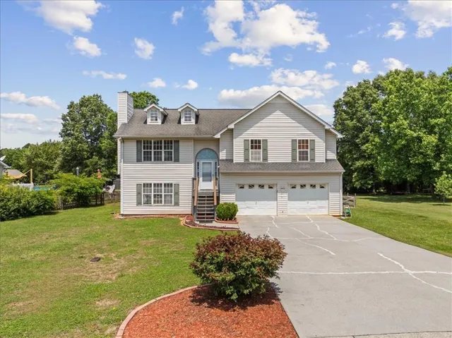 143 Honeysuckle Drive Se, Calhoun, Georgia 30701