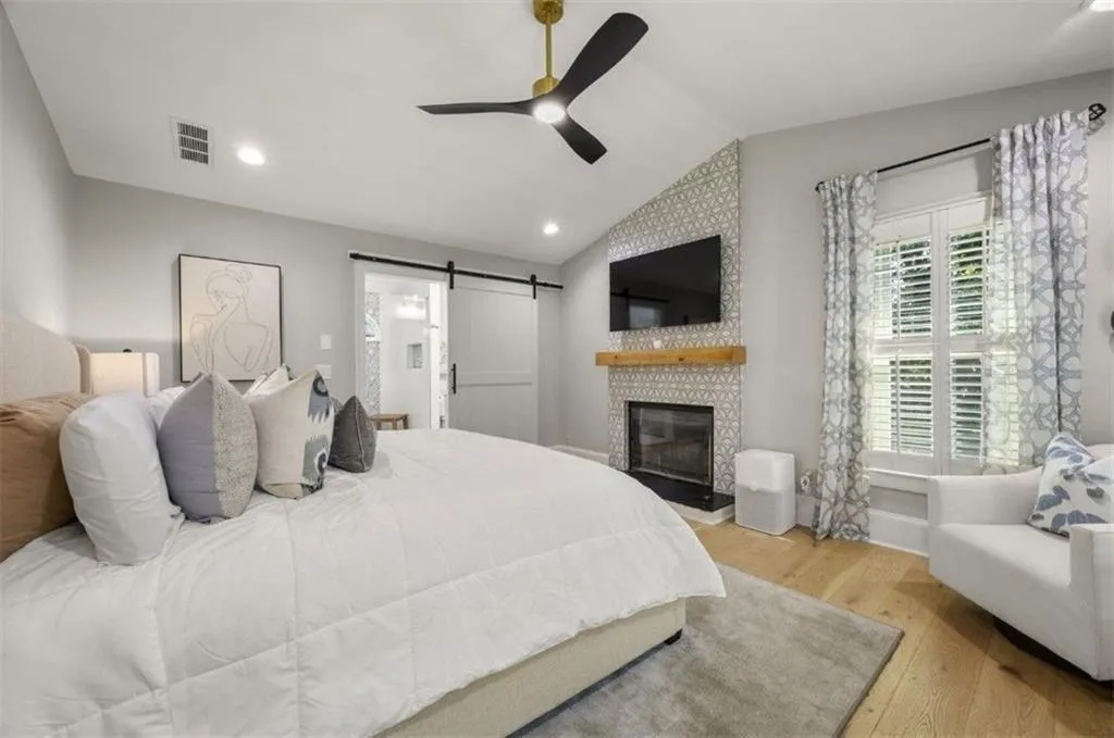 599 Collier Road Nw, Atlanta, Georgia 30318, 3 Bedrooms Bedrooms, ,3 BathroomsBathrooms,Residential,For Sale,599 Collier Road Nw,7650864